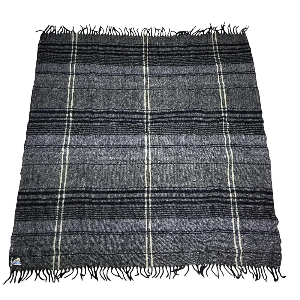 Vintage Wool O The West Black Grey Plaid 100% Wool Throw Blanket 60" x 55" Retro - Picture 4 of 4